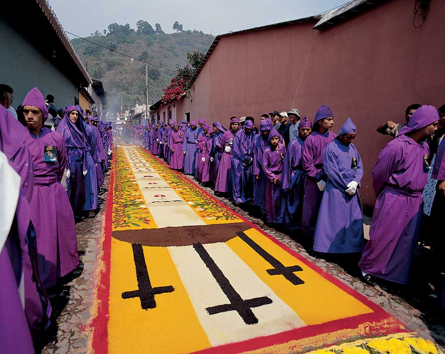 Holy Week Catholic procession - photo INGUAT - Antigua - Maya Expeditions