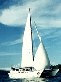 Sirenas 46 Foot Sailboat - Photo by Aventuras Vacacionales